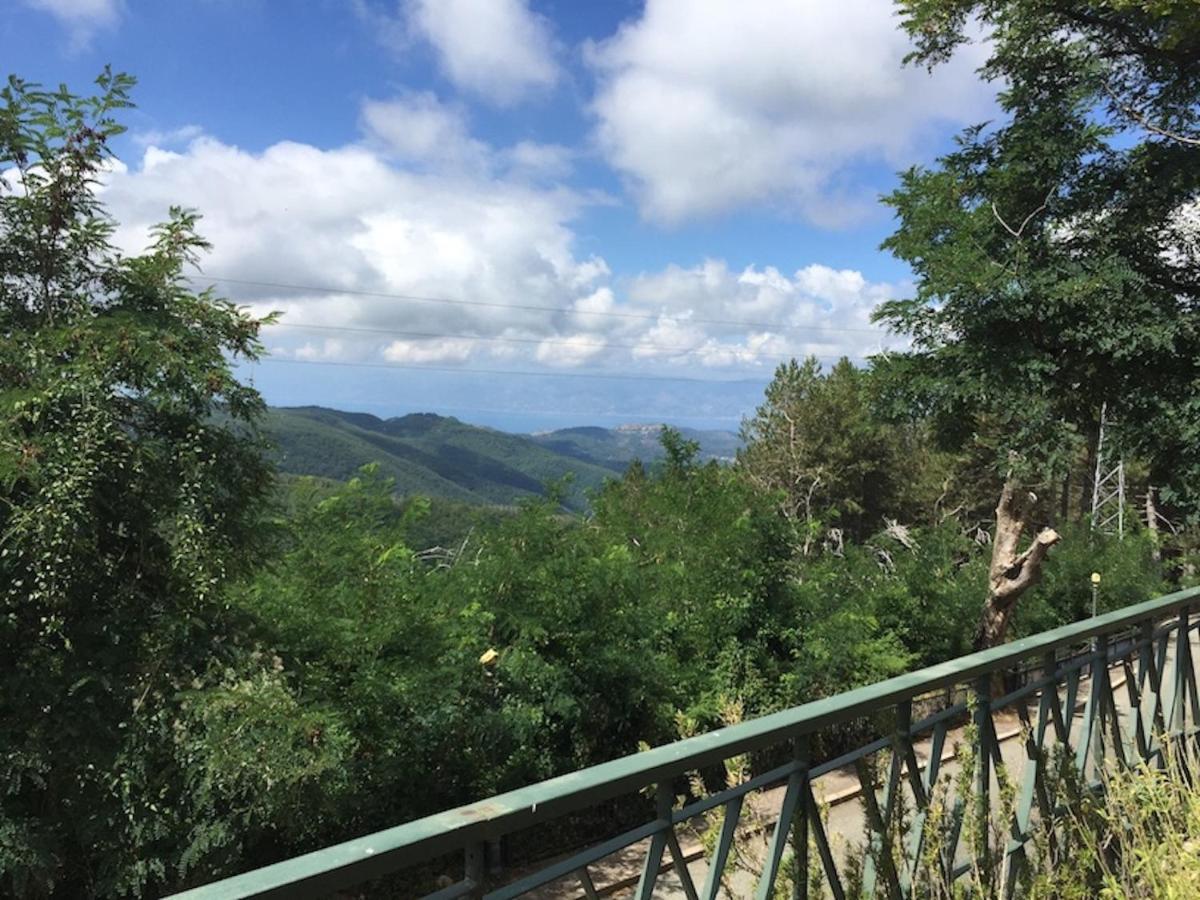 Appartamento Di Montagna Sul Belvedere Di Gambarie Ґамбарьє-д'Аспромонте Екстер'єр фото